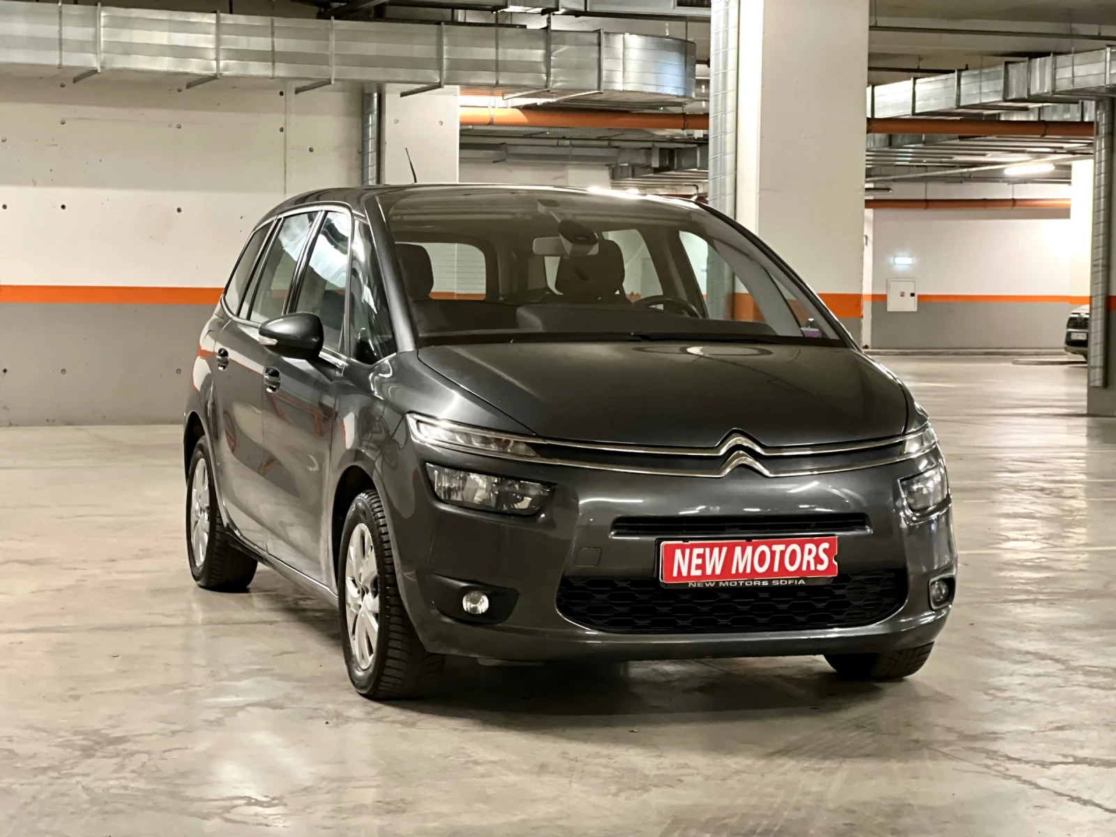 Citroen Grand C4 Picasso 1.6HDI 7места лизинг през Уникредит по 290 лева  - изображение 3
