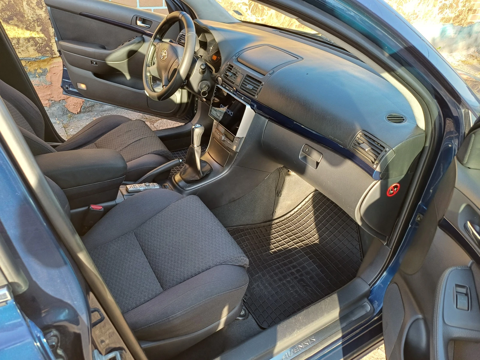 Toyota Avensis D4D - изображение 6