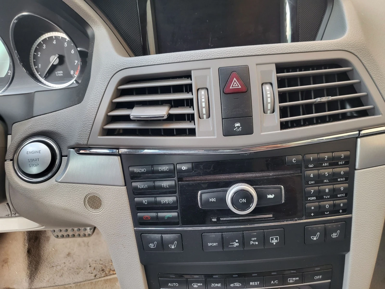 Mercedes-Benz E 350 Бензин - изображение 9