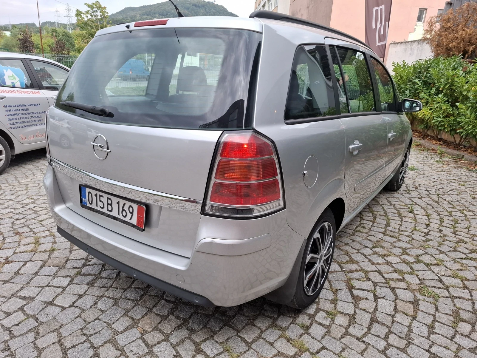 Opel Zafira 1.6i-105к.с.ПЕРФЕКТНА* 6+ 1* АВТОПИЛОТ* МУЛТИВОЛАН - изображение 5