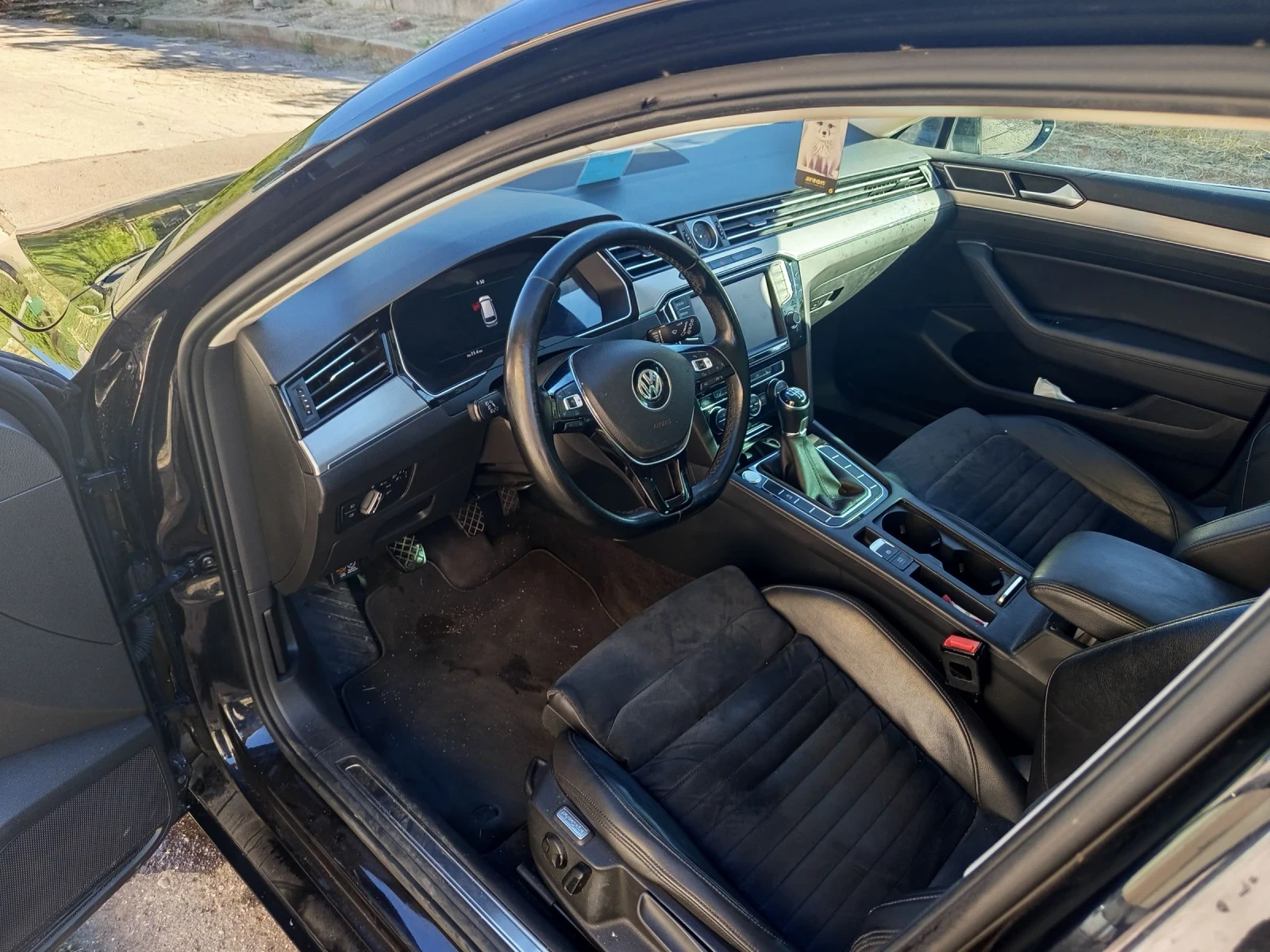 VW Passat B8 keyless digital distronik | Mobile.bg   11