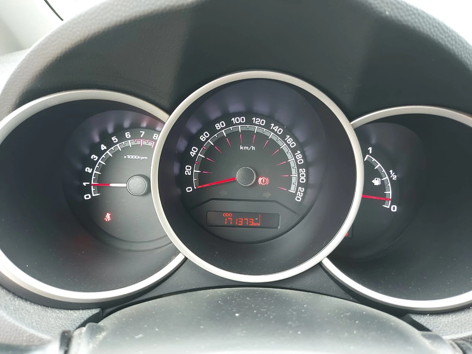 Kia Venga 1.4 бензин евро6 Б , фул екстри , кожа навигация - изображение 8