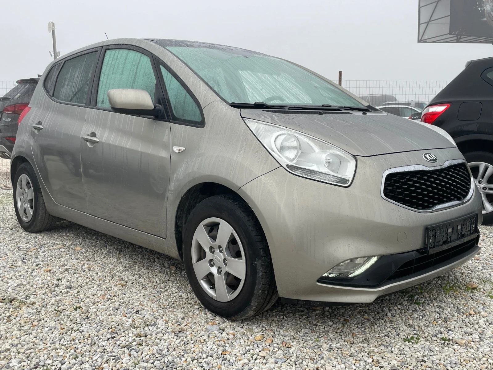 Kia Venga 1.4 бензин евро6 Б , фул екстри , кожа навигация - изображение 3