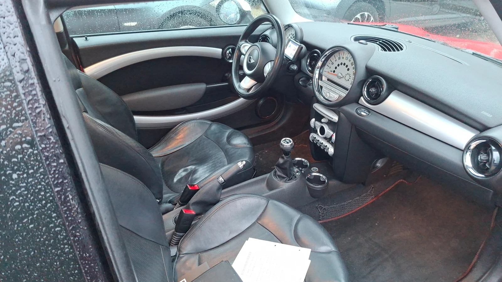 Mini Cooper 1.6i 2008 г. ЕВРО 4 - изображение 6