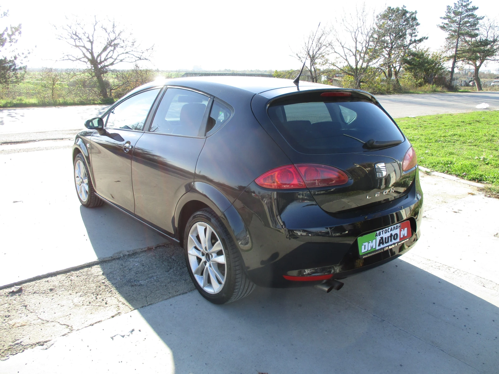 Seat Leon 2.0TDI/140кс./6-СКОРОСТИ/КАТО НОВА - изображение 6