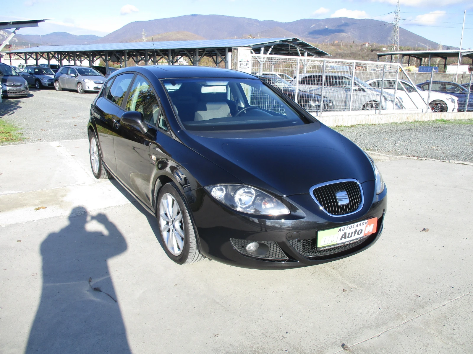 Seat Leon 2.0TDI/140кс./6-СКОРОСТИ/КАТО НОВА - изображение 2