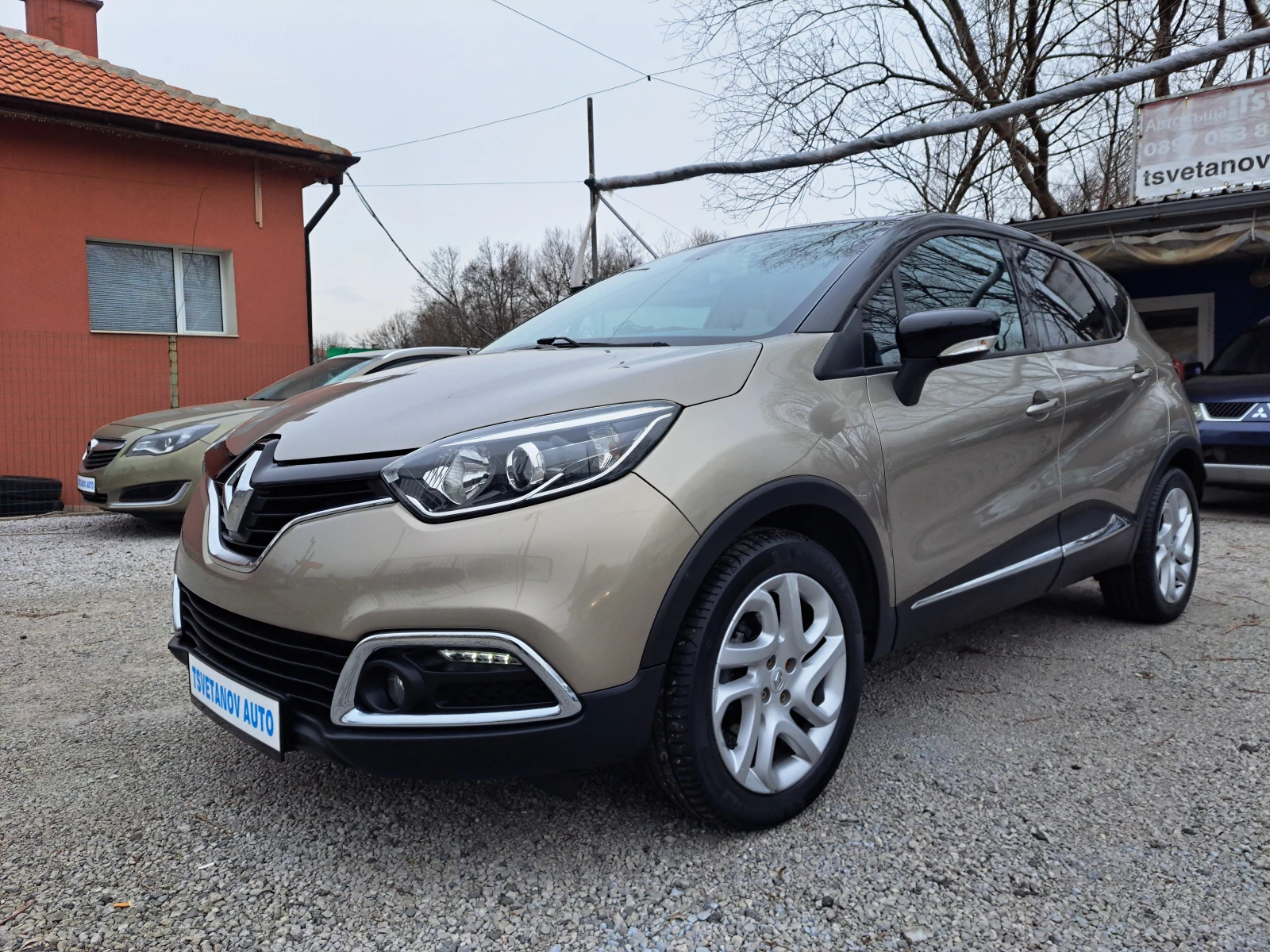 Renault Captur  R-link 1.5dCI-90-AUTO-NAVI-камера - изображение 3