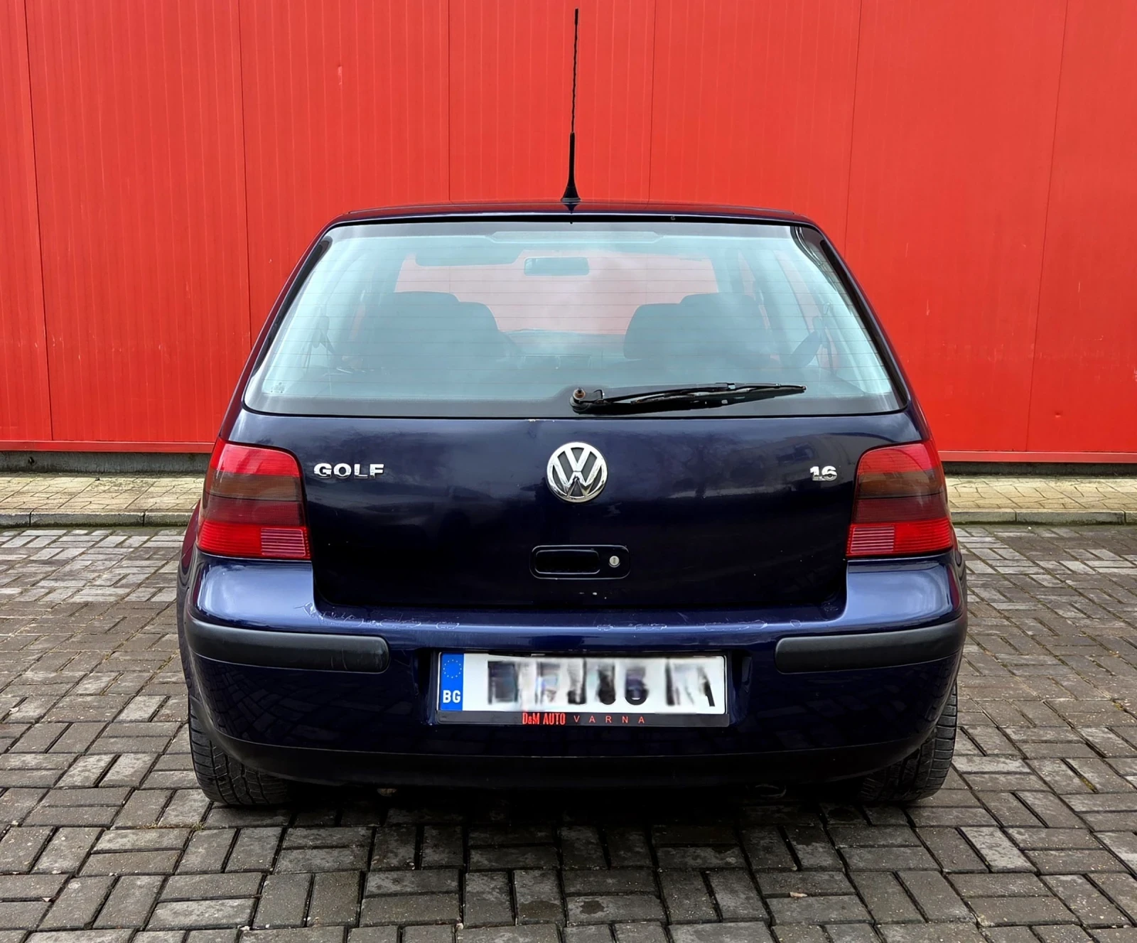 VW Golf 1.6i Регистриран - изображение 5