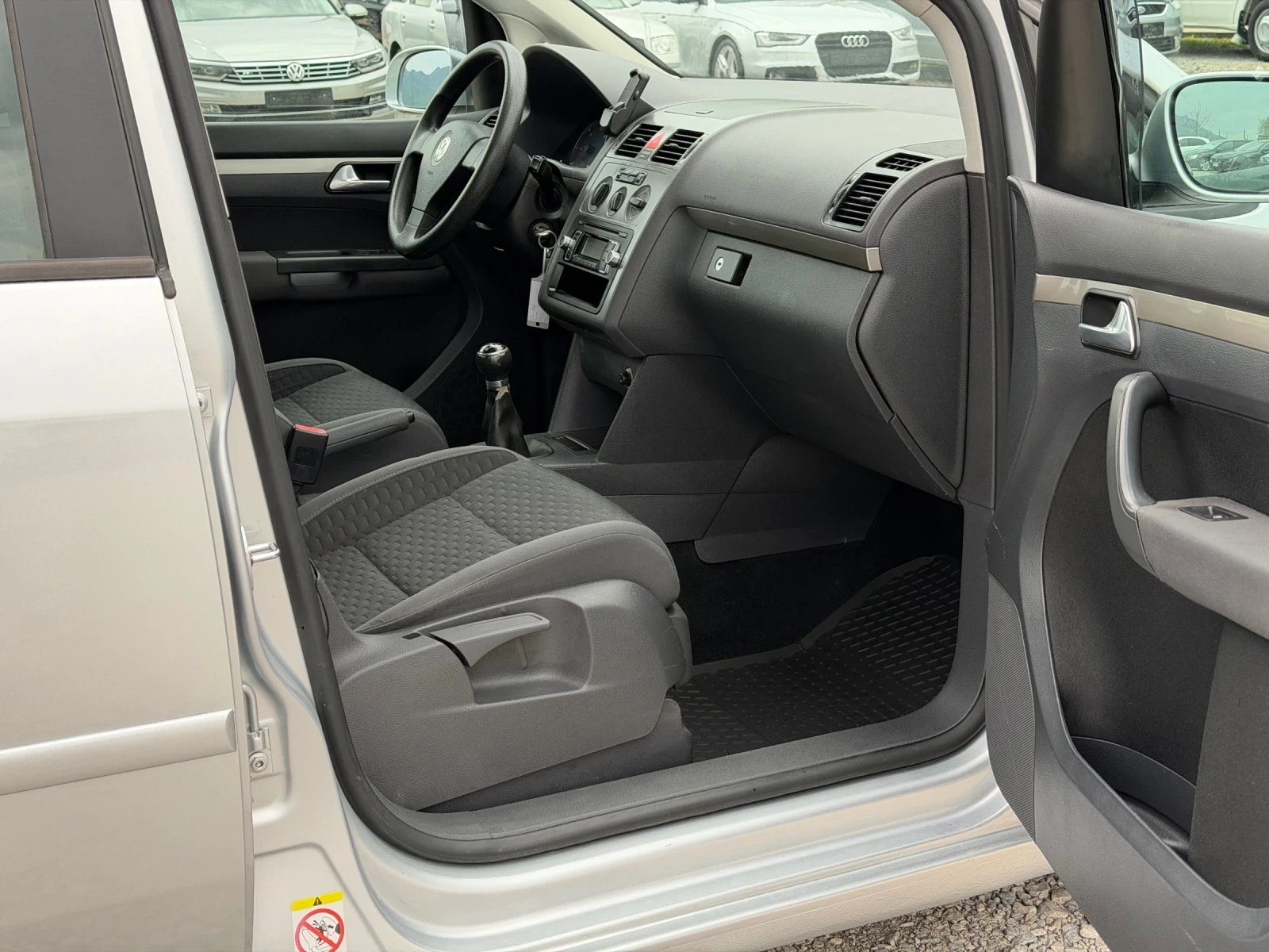 VW Touran 1.9TDi 105�� * ��������* * Face-Lift*  | Mobile.bg � ����������� 11