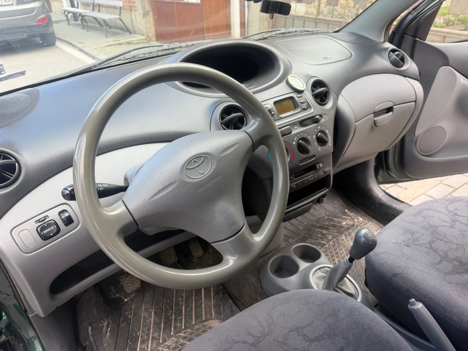 Toyota Yaris, снимка 11 - Автомобили и джипове - 54417166