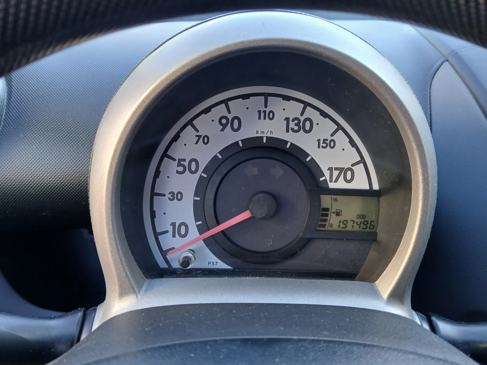 Toyota Aygo 1000, снимка 15 - Автомобили и джипове - 55202004