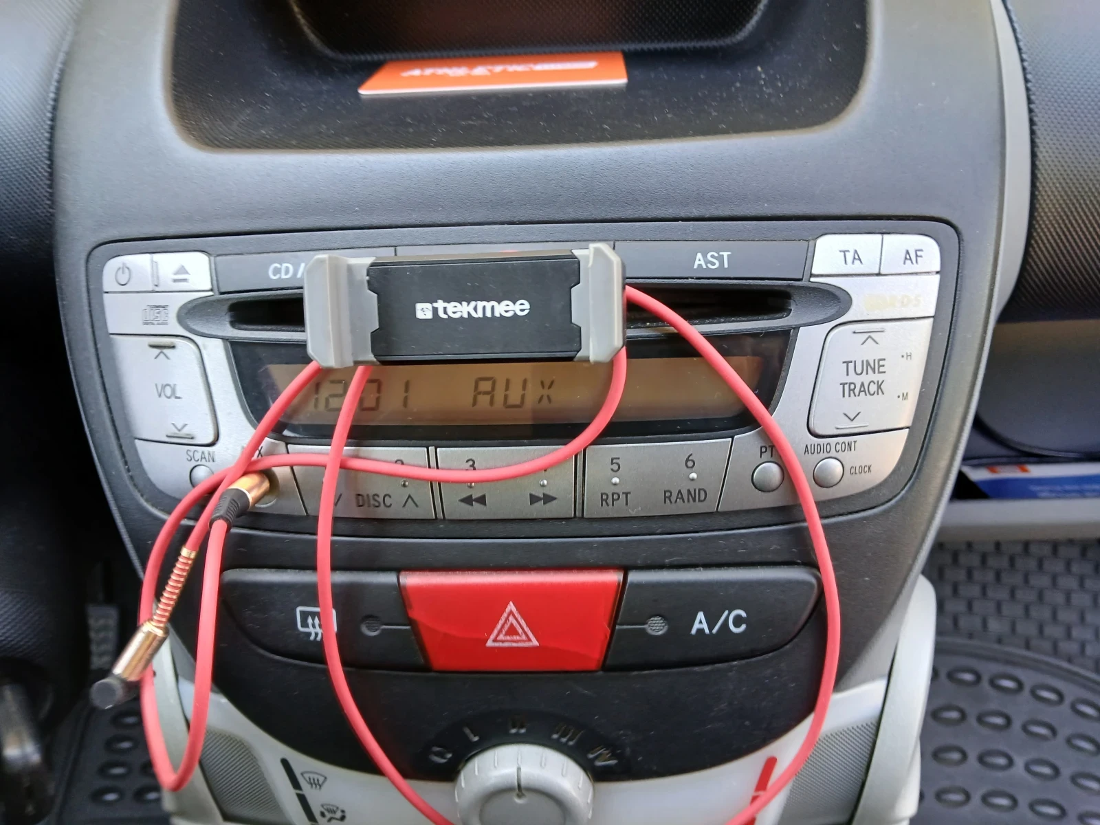 Toyota Aygo 1000, снимка 6 - Автомобили и джипове - 55202004