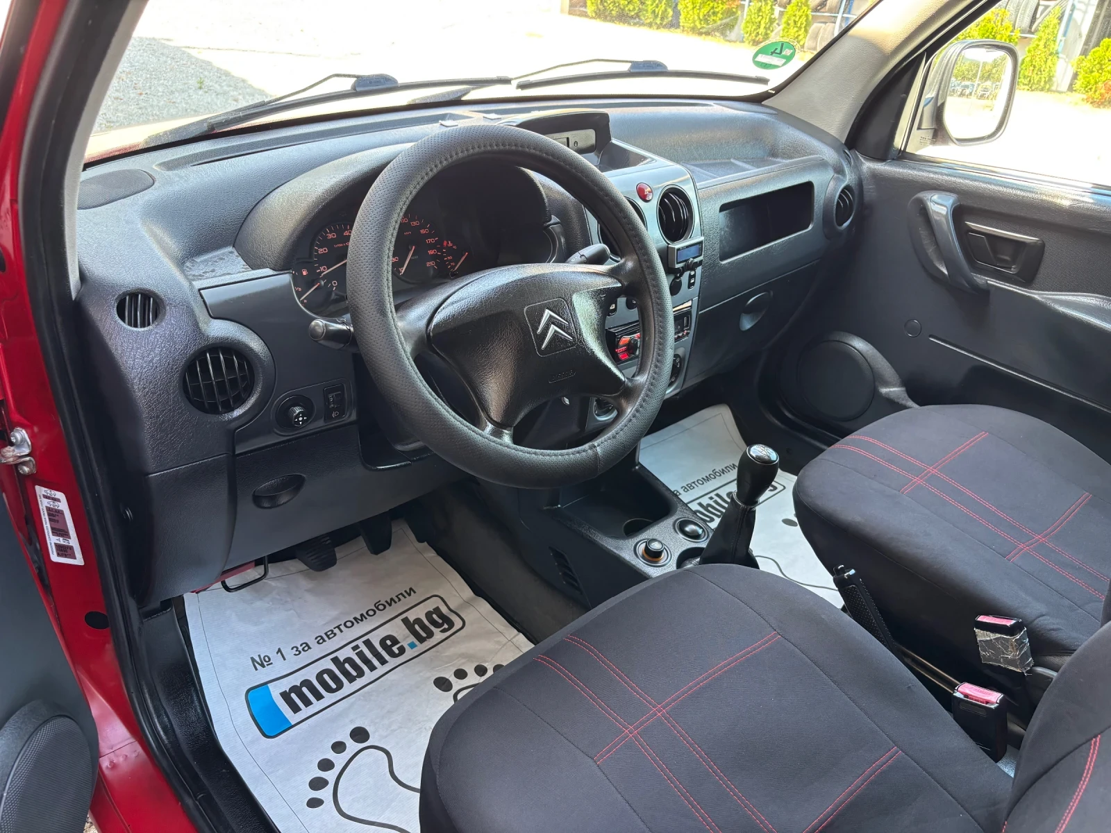 Citroen Berlingo 1.6HDI 90 кс  КЛИМАТИК ТОВАРЕН, снимка 7 - Автомобили и джипове - 55446237