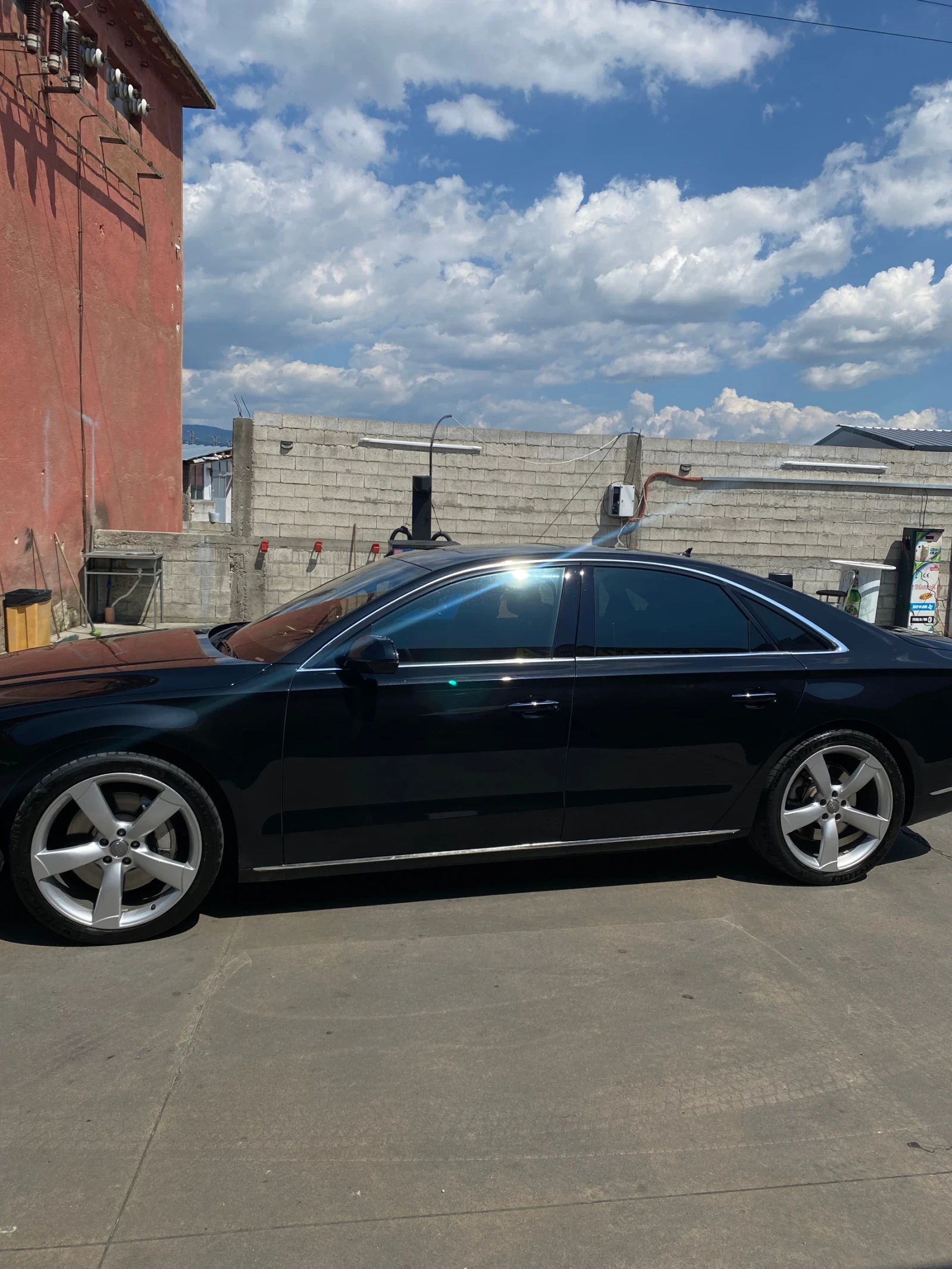 Audi A8, снимка 4 - Автомобили и джипове - 55616559