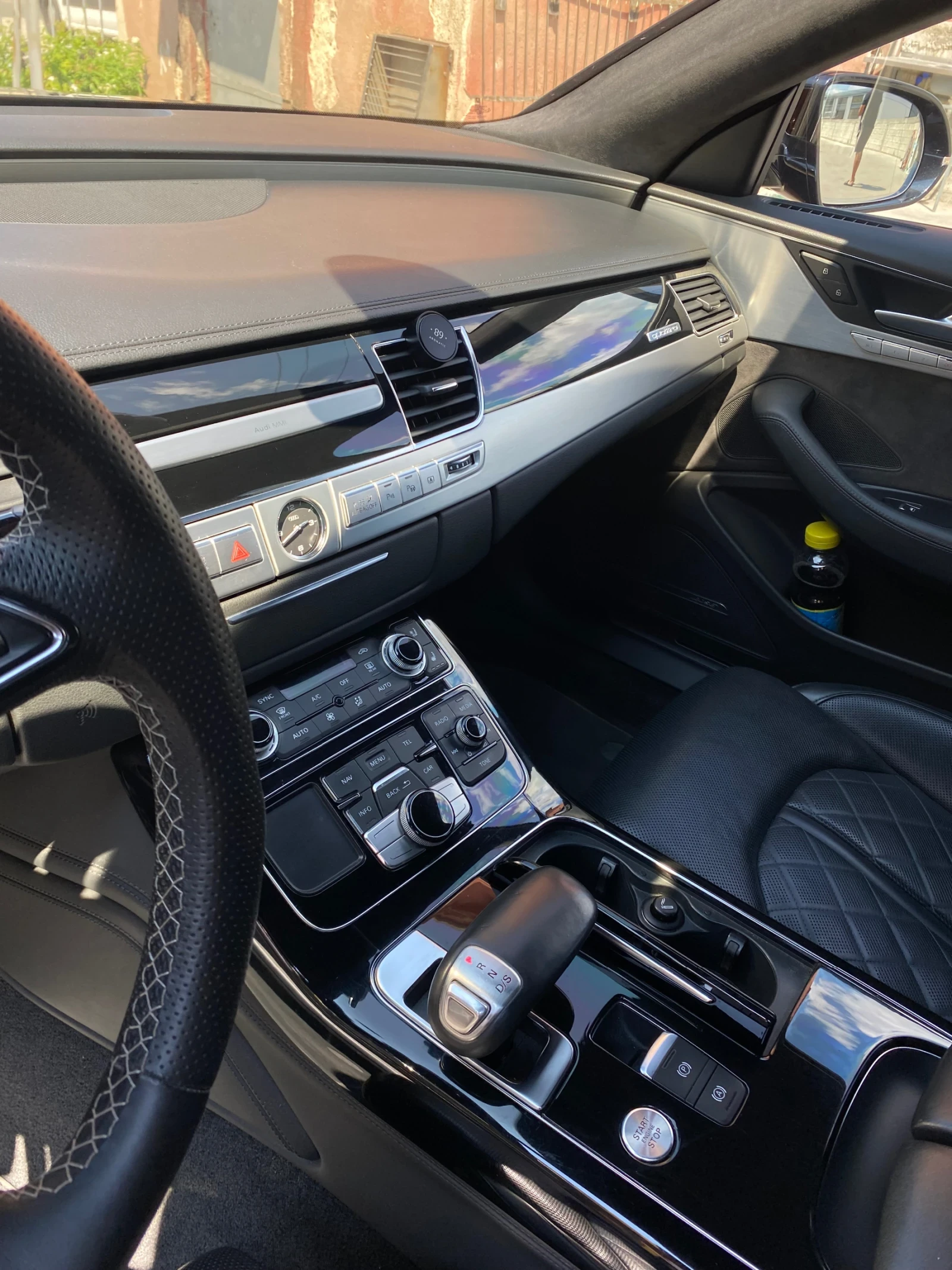 Audi A8, снимка 15 - Автомобили и джипове - 55616559
