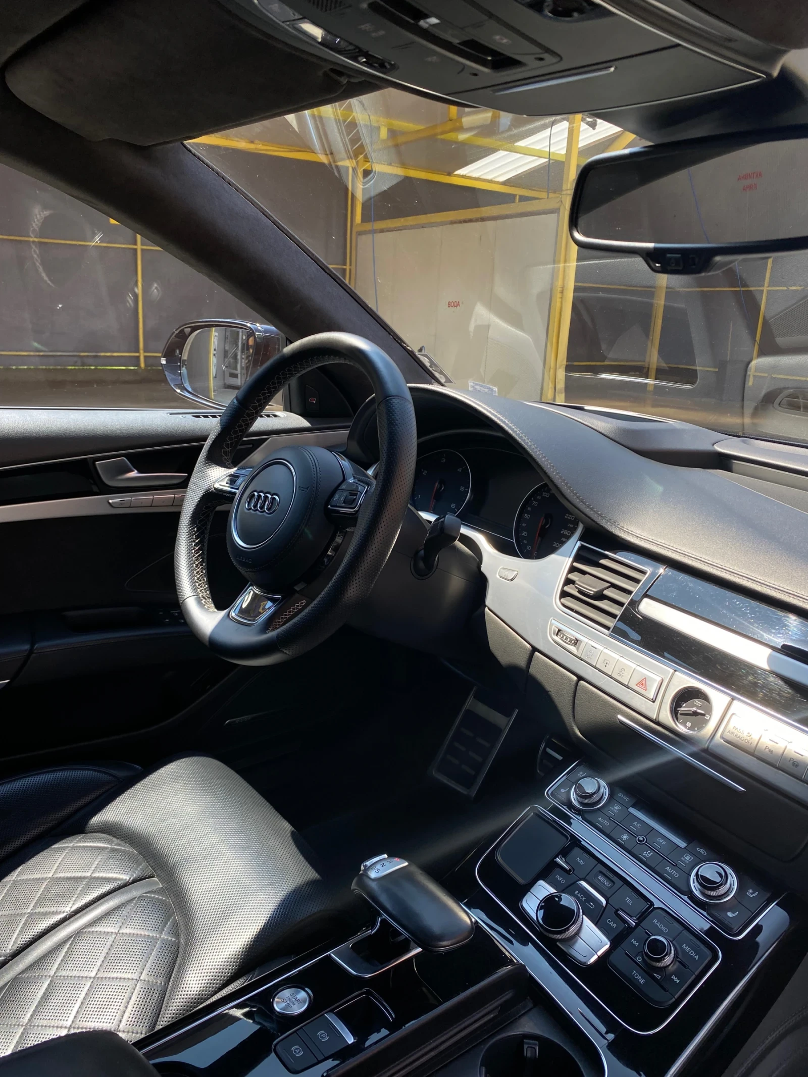 Audi A8, снимка 16 - Автомобили и джипове - 55616559