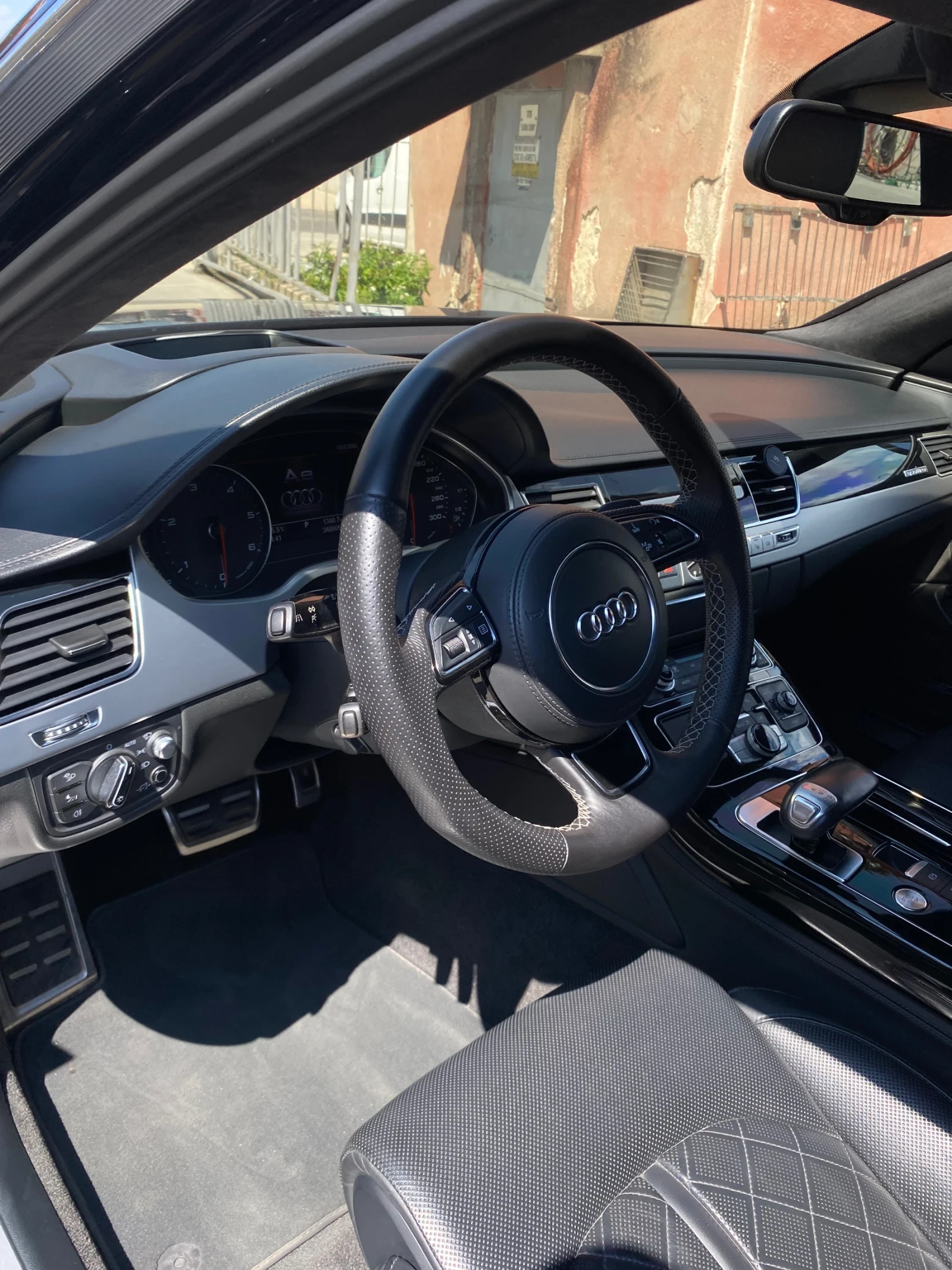 Audi A8, снимка 13 - Автомобили и джипове - 55616559