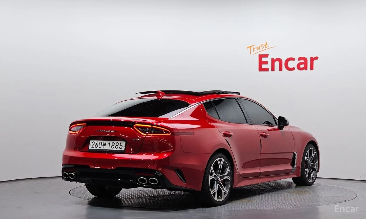 Kia Stinger 3.3* TURBO* GT* ОБДУХВАНЕ* ДИСТРОНИК* ХЕДЪП* 360КА, снимка 2 - Автомобили и джипове - 55720326