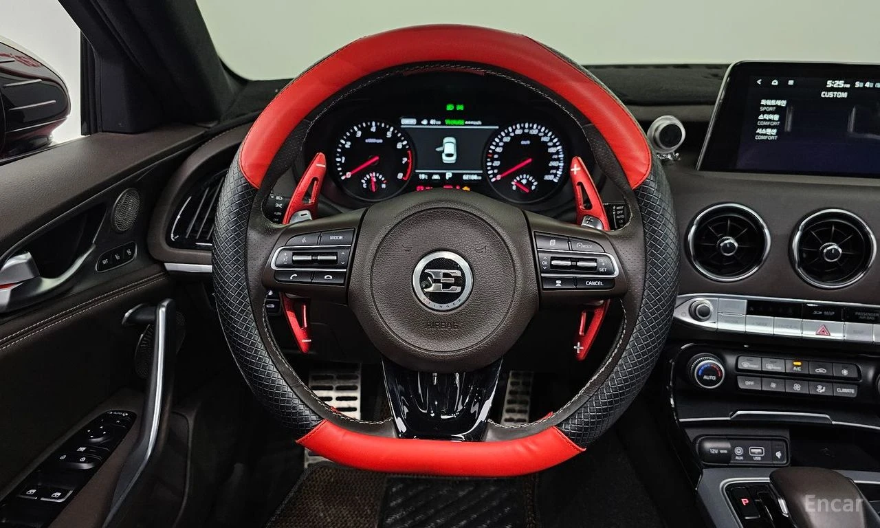 Kia Stinger 3.3* TURBO* GT* ОБДУХВАНЕ* ДИСТРОНИК* ХЕДЪП* 360КА, снимка 8 - Автомобили и джипове - 55720326