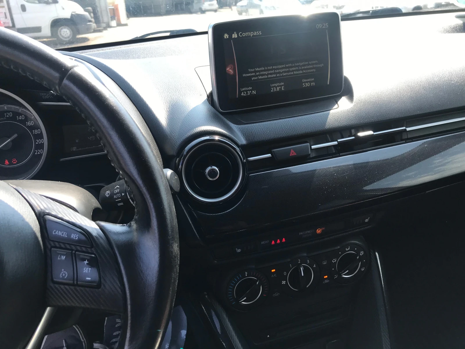 Mazda 2 1.5I GERMANY , снимка 12 - Автомобили и джипове - 55879163