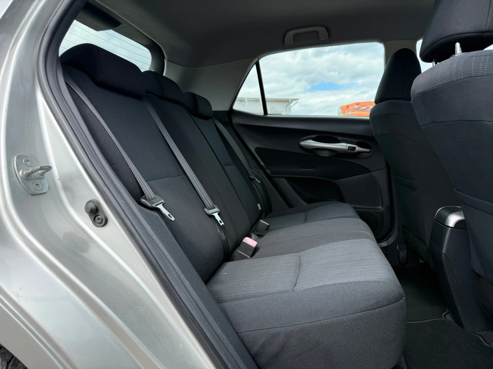 Toyota Auris 2.0d4d-������-�����������-����-����������-�� ����� | Mobile.bg � ����������� 13