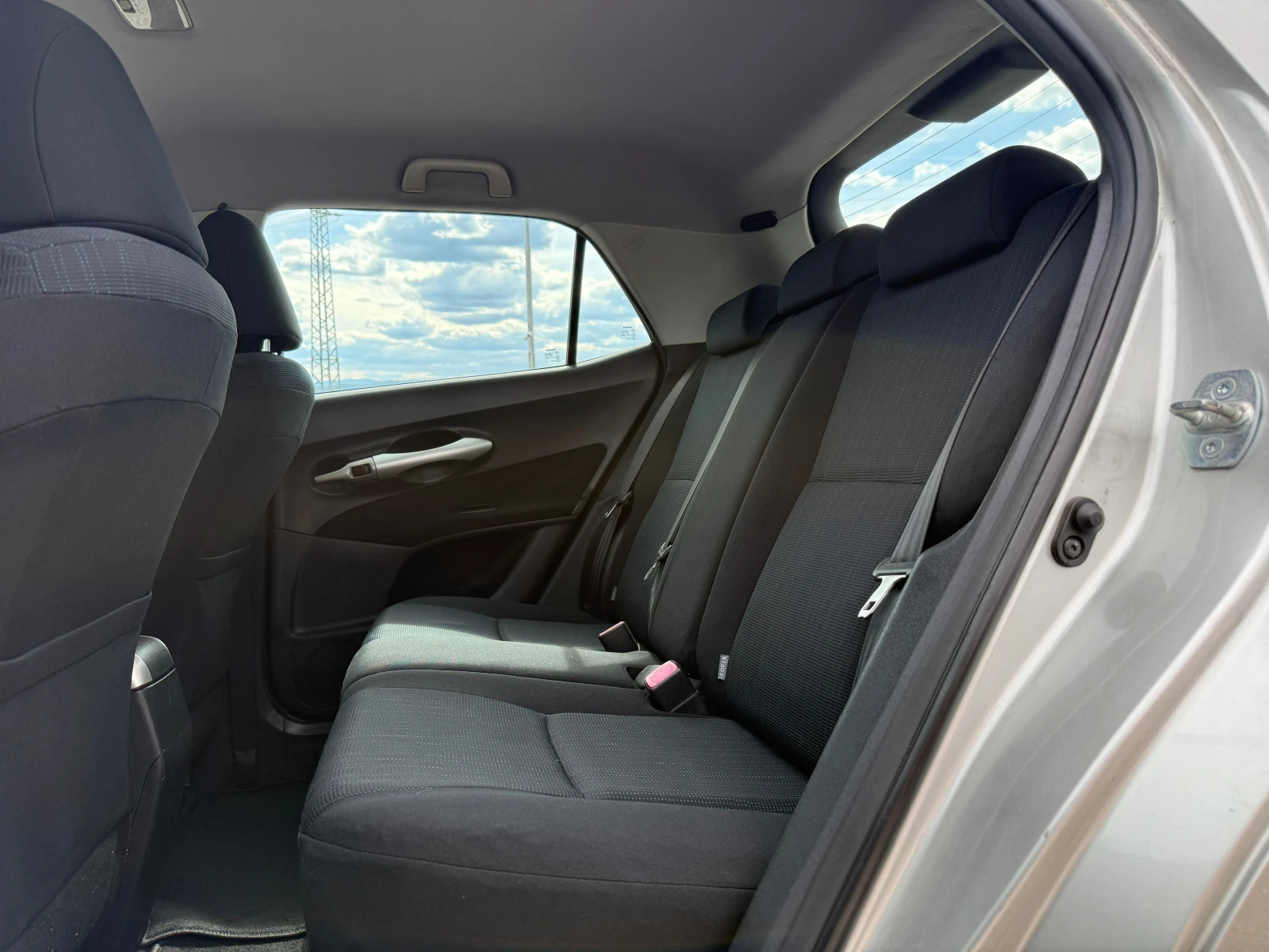 Toyota Auris 2.0d4d-������-�����������-����-����������-�� ����� | Mobile.bg � ����������� 11