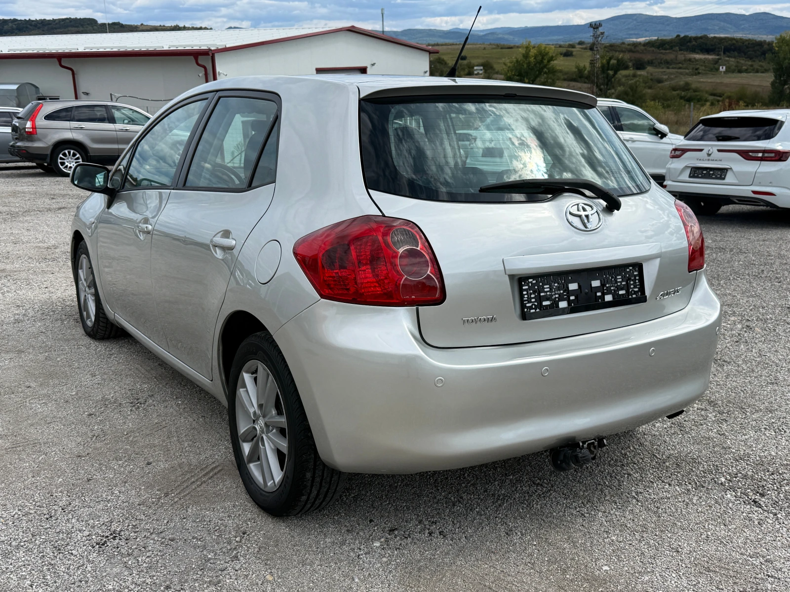 Toyota Auris 2.0d4d-������-�����������-����-����������-�� ����� | Mobile.bg � ����������� 4