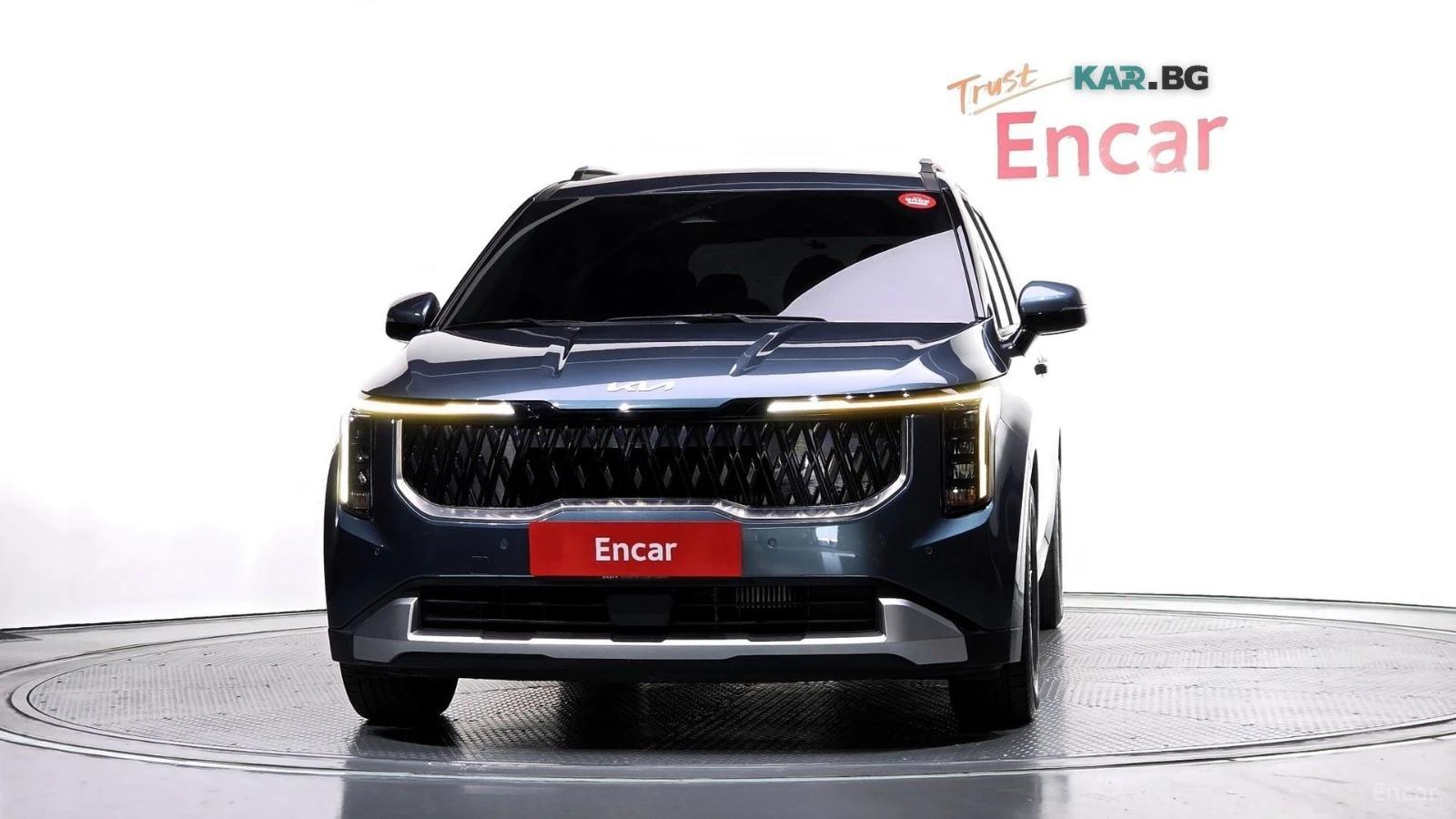 Kia Carnival PRESTIGE* 9МЕСТЕН* ДИСТРОНИК* КАМЕРА* ОБДУХВАНЕ* , снимка 2 - Автомобили и джипове - 56103940