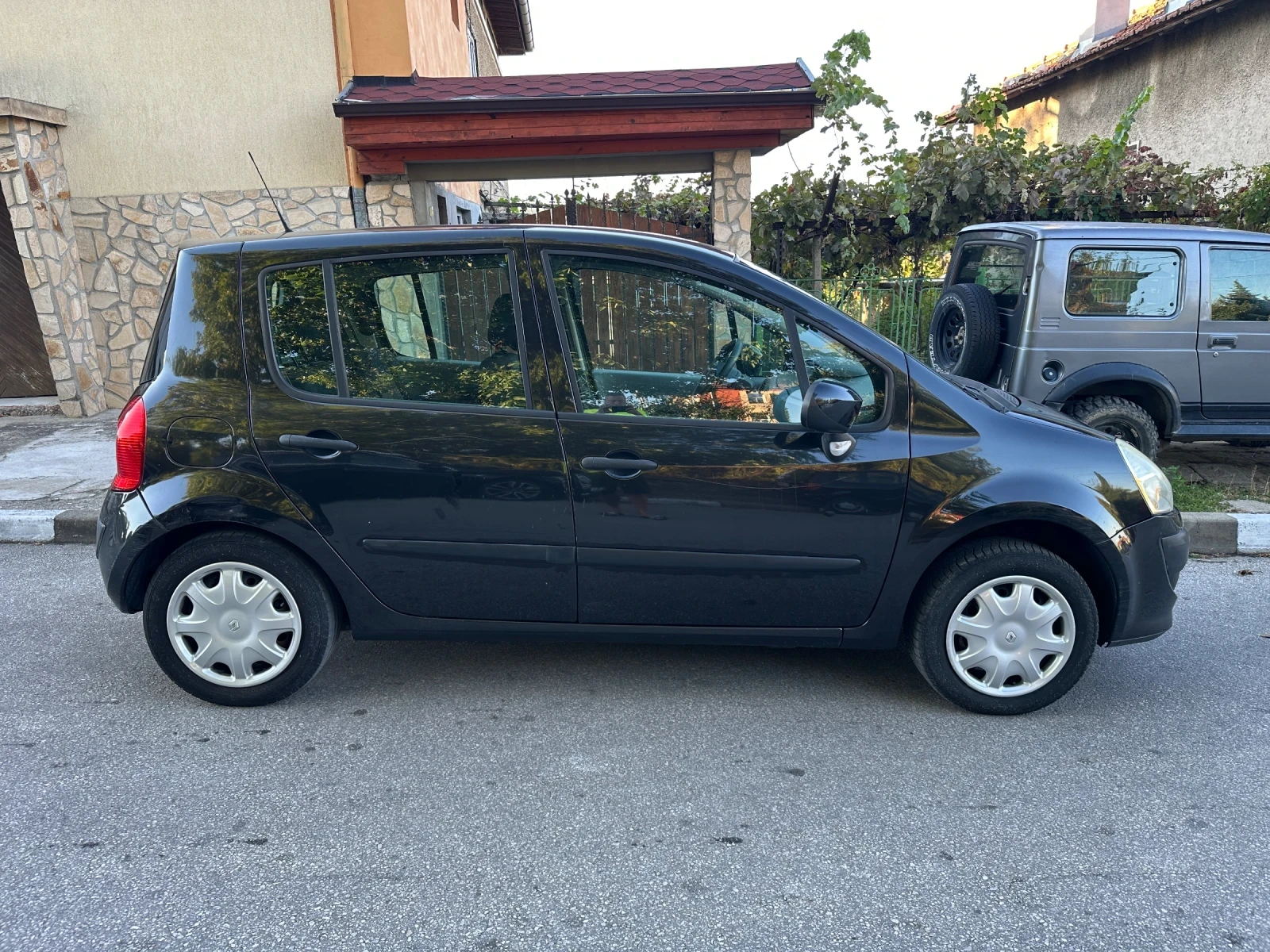 Renault Modus 1.2i, снимка 4 - Автомобили и джипове - 56529274