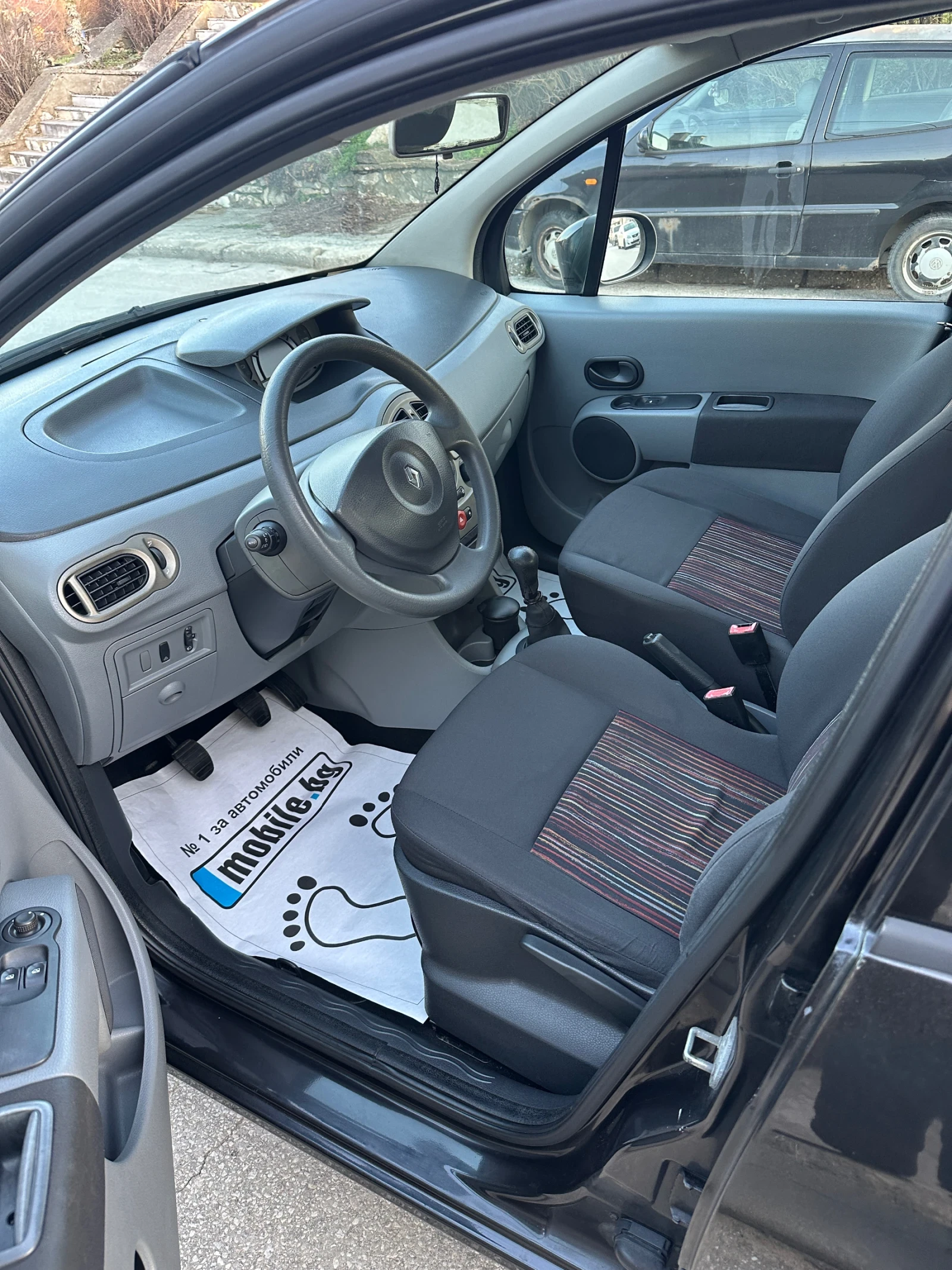 Renault Modus 1.2i, снимка 9 - Автомобили и джипове - 56529274