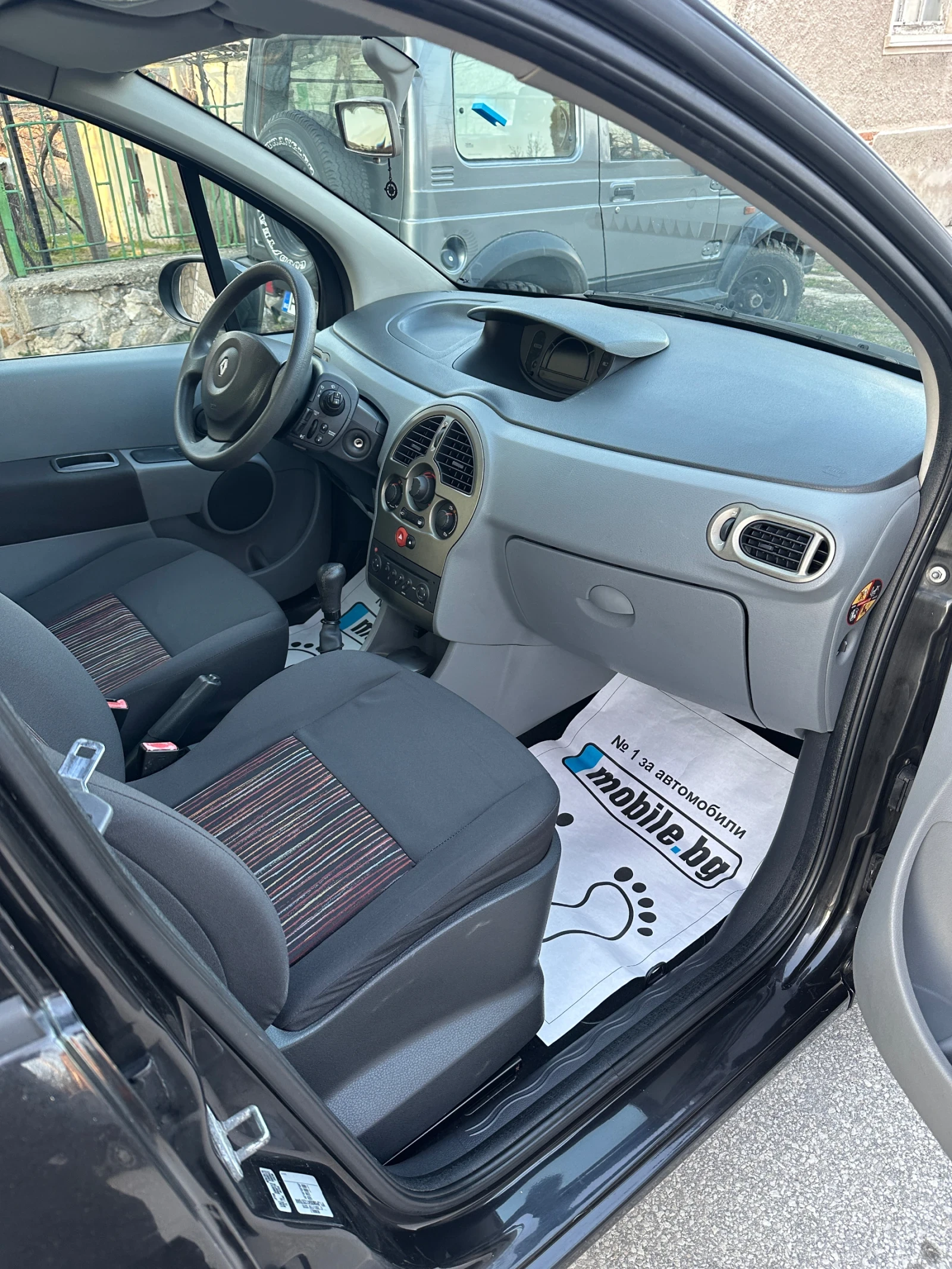 Renault Modus 1.2i, снимка 10 - Автомобили и джипове - 56529274