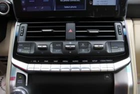 Toyota Land cruiser 300 3.5 BiTurbo /Монитори/Обдухване/Наличен!!!, снимка 12