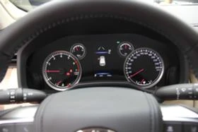 Toyota Land cruiser 300 3.5 BiTurbo /Монитори/Обдухване/Наличен!!!, снимка 15