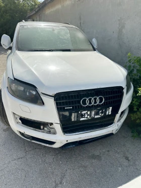 Audi Q7 bug Sline, снимка 1