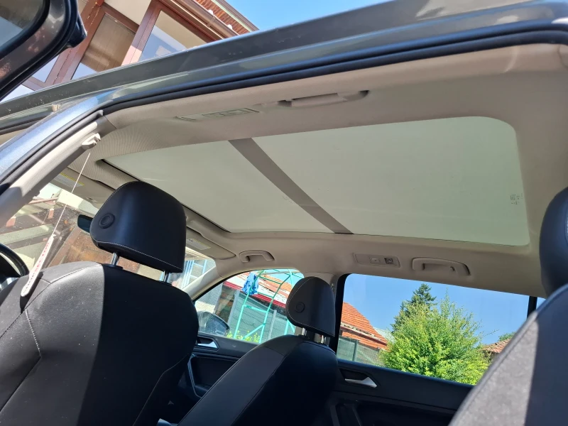 VW Tiguan, снимка 14 - Автомобили и джипове - 52448746