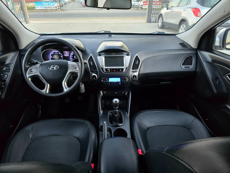 Hyundai IX35 2.0CRDI, Камера, Кожа, Нави, Подгрев!, снимка 10 - Автомобили и джипове - 51532978