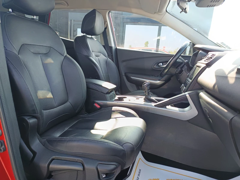 Renault Kadjar 1.6dCi 130 к.с.  4x4   , снимка 12 - Автомобили и джипове - 52089717