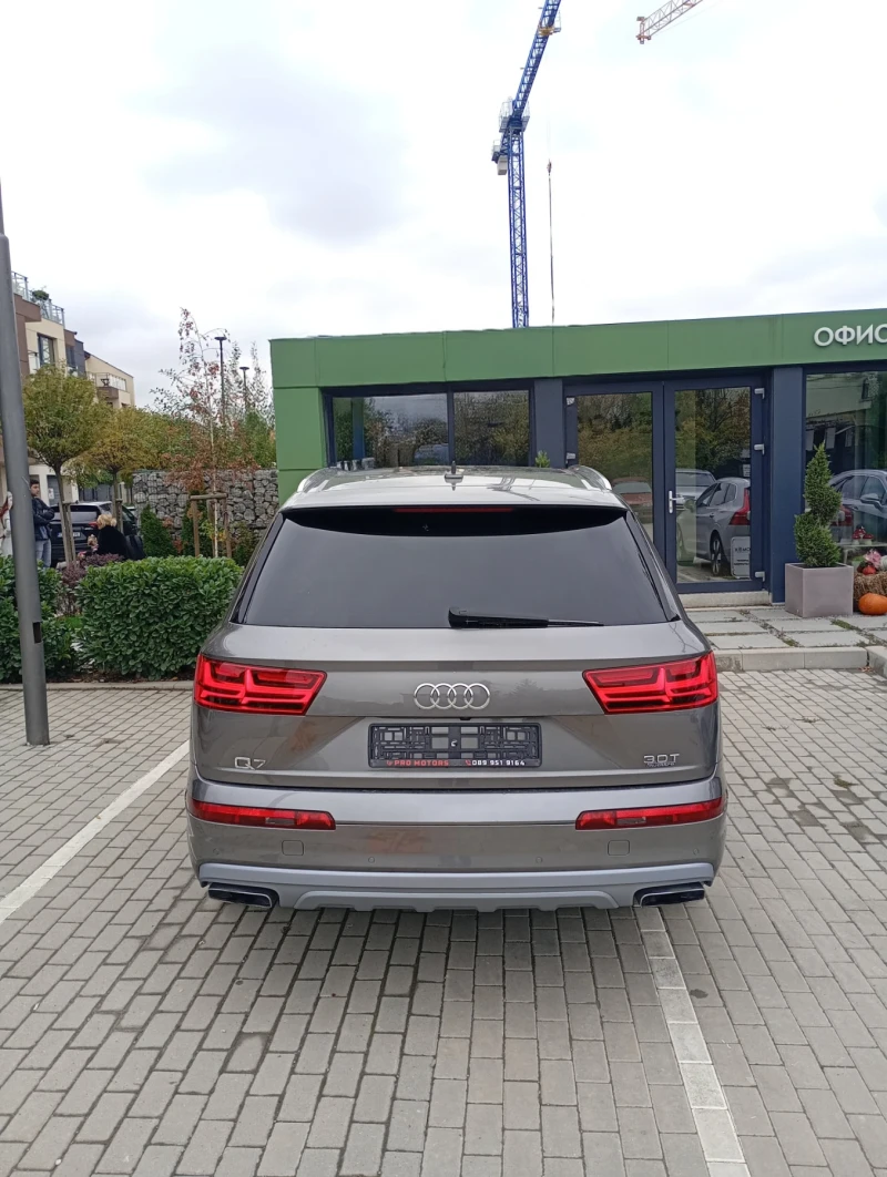 Audi Q7, снимка 6 - Автомобили и джипове - 52324962