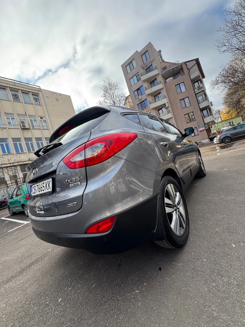 Hyundai IX35, снимка 11 - Автомобили и джипове - 52696412