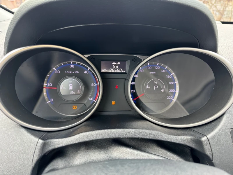 Hyundai IX35, снимка 16 - Автомобили и джипове - 52696412
