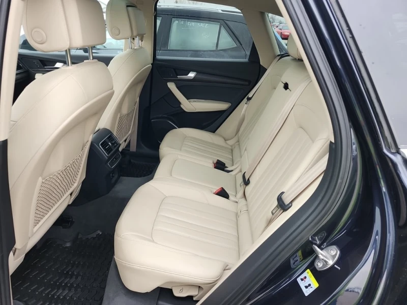 Audi Q5 * PREMIUM PLUS * CARFAX * БЕЗ ПЪРВОНАЧАЛНА ВНОСКА, снимка 12 - Автомобили и джипове - 52713764