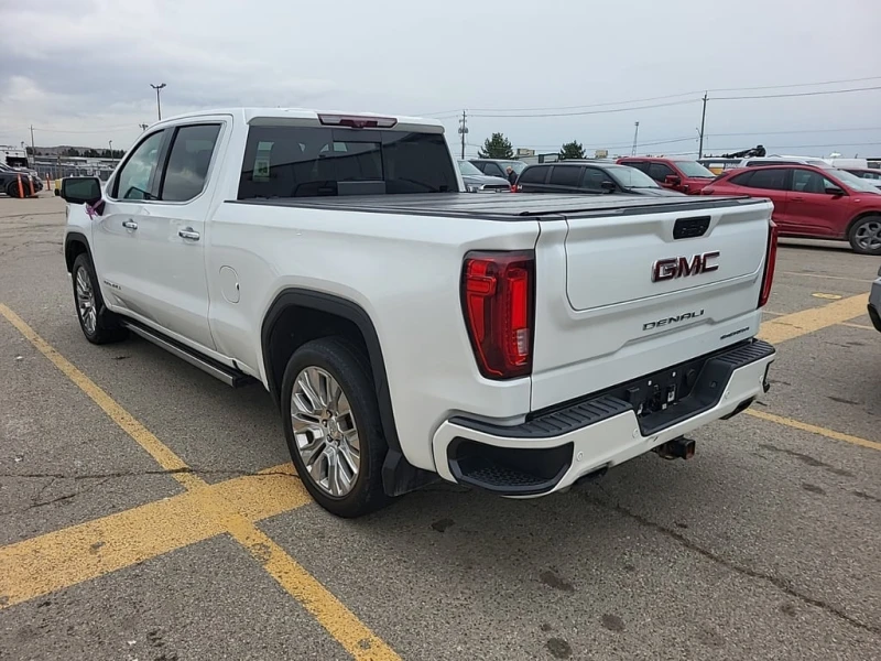 Gmc Sierra * DENALI CREW CAB STD BED * CARFAX * БЕЗ ПЪРВОНАЧА, снимка 4 - Автомобили и джипове - 52723526