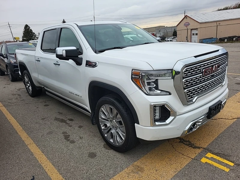 Gmc Sierra * DENALI CREW CAB STD BED * CARFAX * БЕЗ ПЪРВОНАЧА, снимка 2 - Автомобили и джипове - 52723526