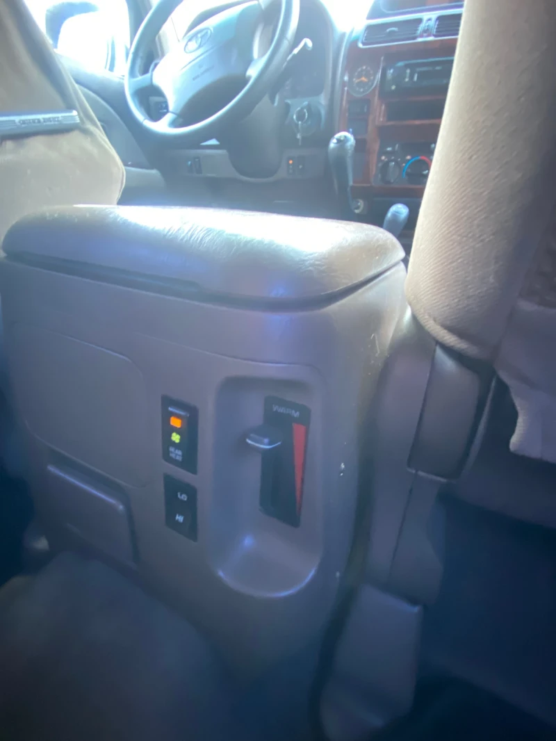 Toyota Land cruiser, снимка 12 - Автомобили и джипове - 53036561