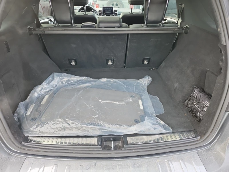 Mercedes-Benz GLE 43 AMG С РЕГИСТРАЦИЯ & АВТО КРЕДИТ, снимка 5 - Автомобили и джипове - 53386613