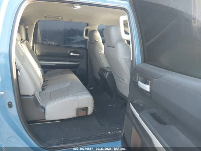 Toyota Tundra SR5 AWD, снимка 8 - Автомобили и джипове - 47707105