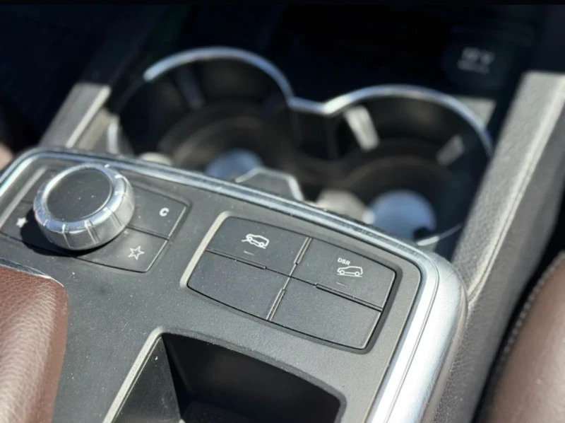 Mercedes-Benz ML 350 AMG, снимка 11 - Автомобили и джипове - 54742626