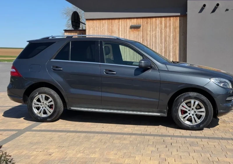 Mercedes-Benz ML 350 AMG, снимка 3 - Автомобили и джипове - 54742626