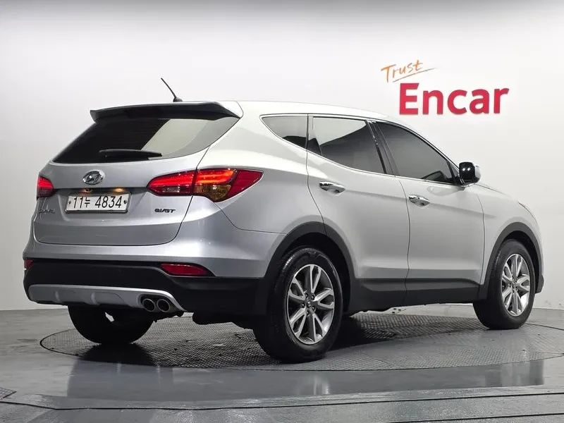 Hyundai Santa fe Dm Diesel (E-Vgt) 2.0 2Wd Modern, снимка 2 - Автомобили и джипове - 55110430