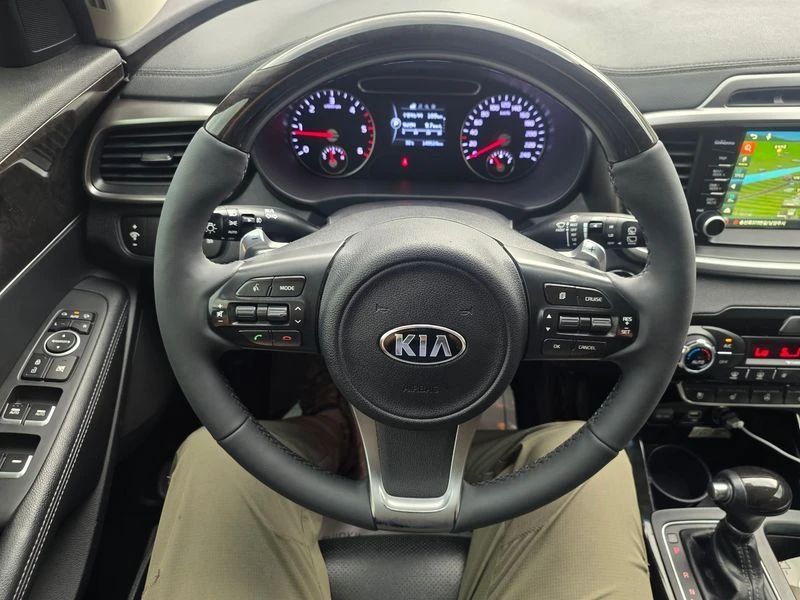 Kia Sorento Diesel 2.0 4WD| 185�.�.| ���.��������� | Mobile.bg � ����������� 11